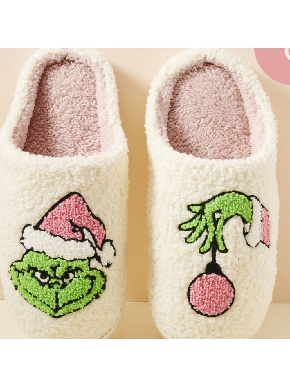 Grinch Face White and Pink  Slippers Women's Size Small 6-7